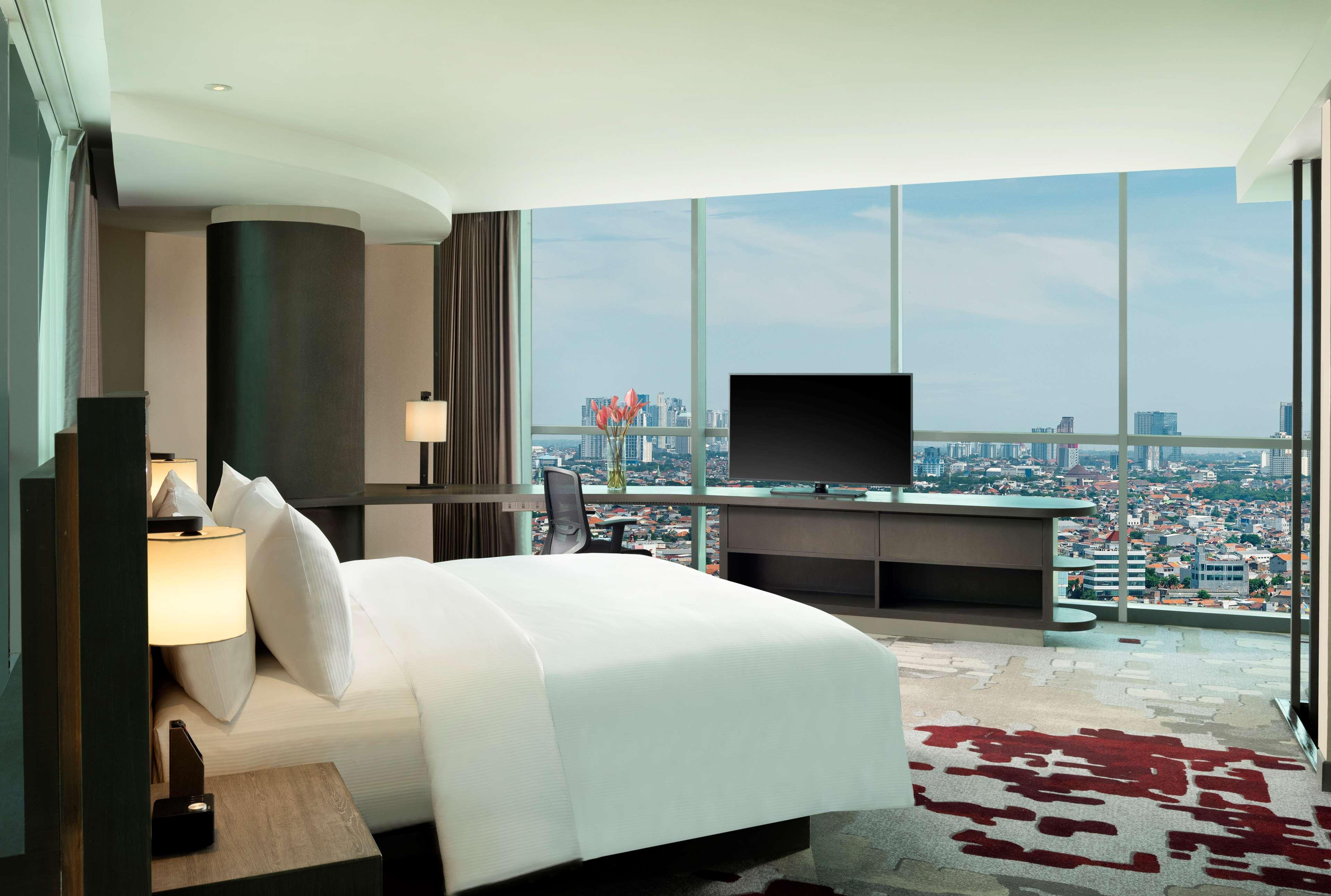 Hotel Doubletree By Hilton Surabaya