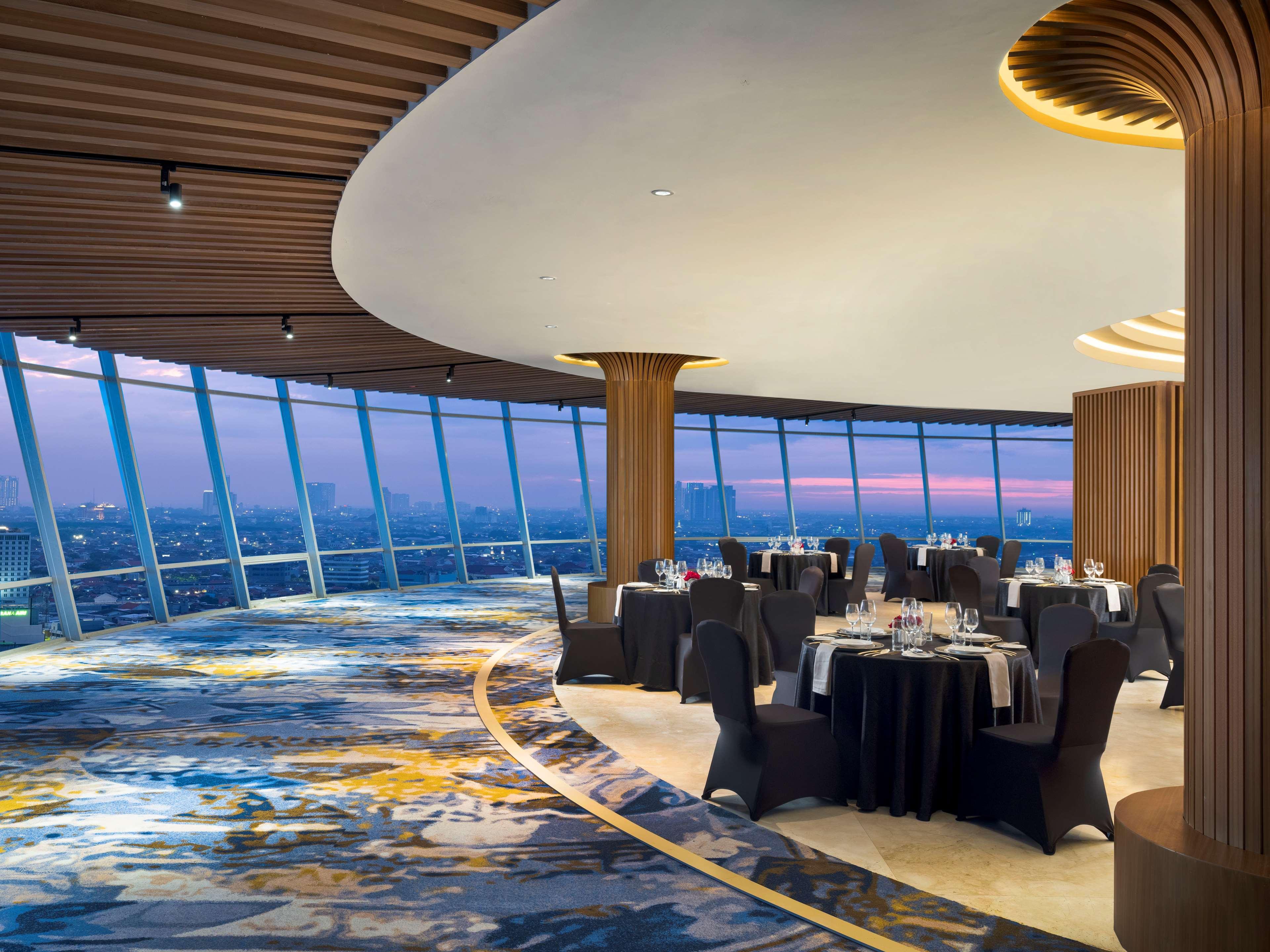 Doubletree By Hilton Hotel Surabaya