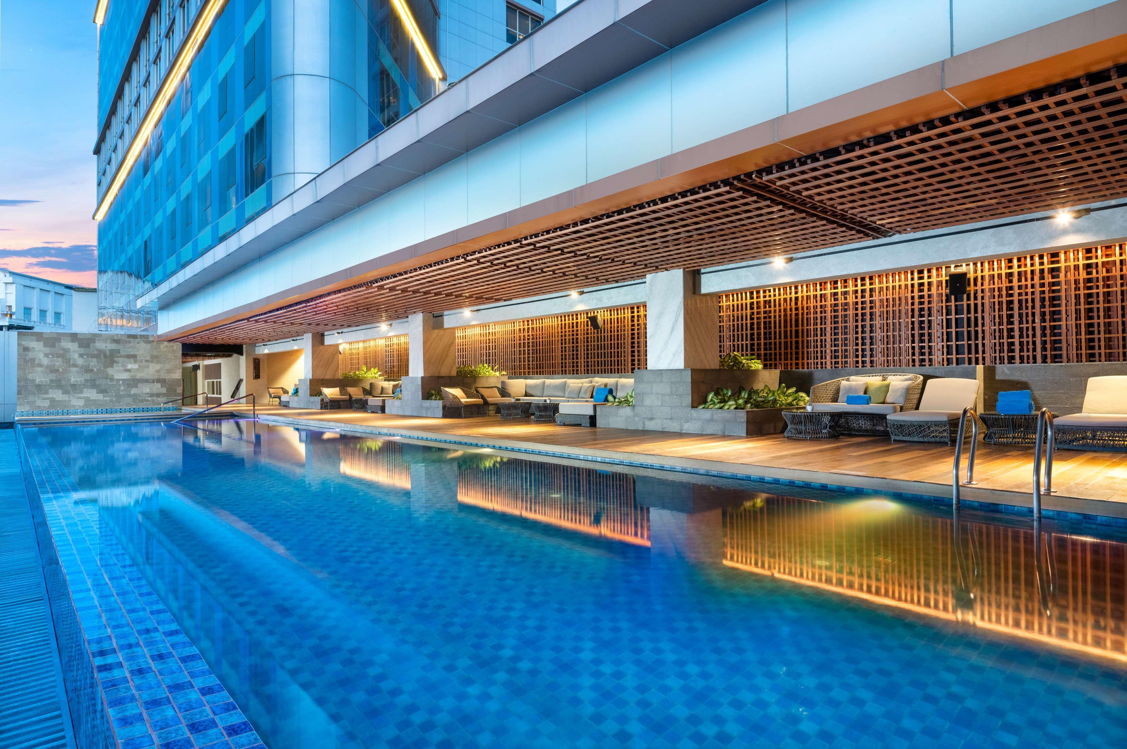 Doubletree By Hilton Surabaya